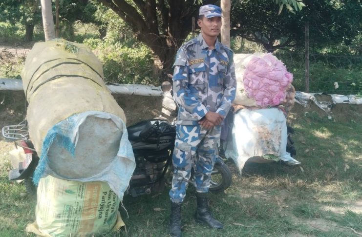 बारामा ११ लाख भन्दा बढीको अवैध सामान सशस्त्र प्रहरीद्वारा बरामद